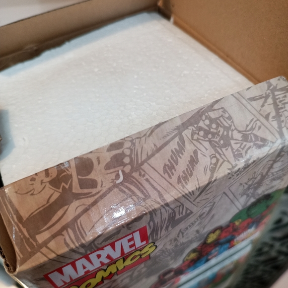 MARVEL Spider-Man Mug 20 oz - Picture 14 of 16